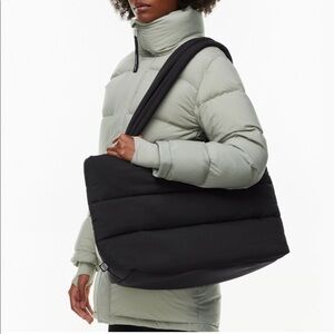 Brand new Aritzia super puff tote bag